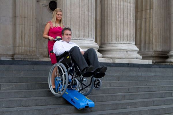 chenillette T09 pour personne en fauteuil roulant à marseille